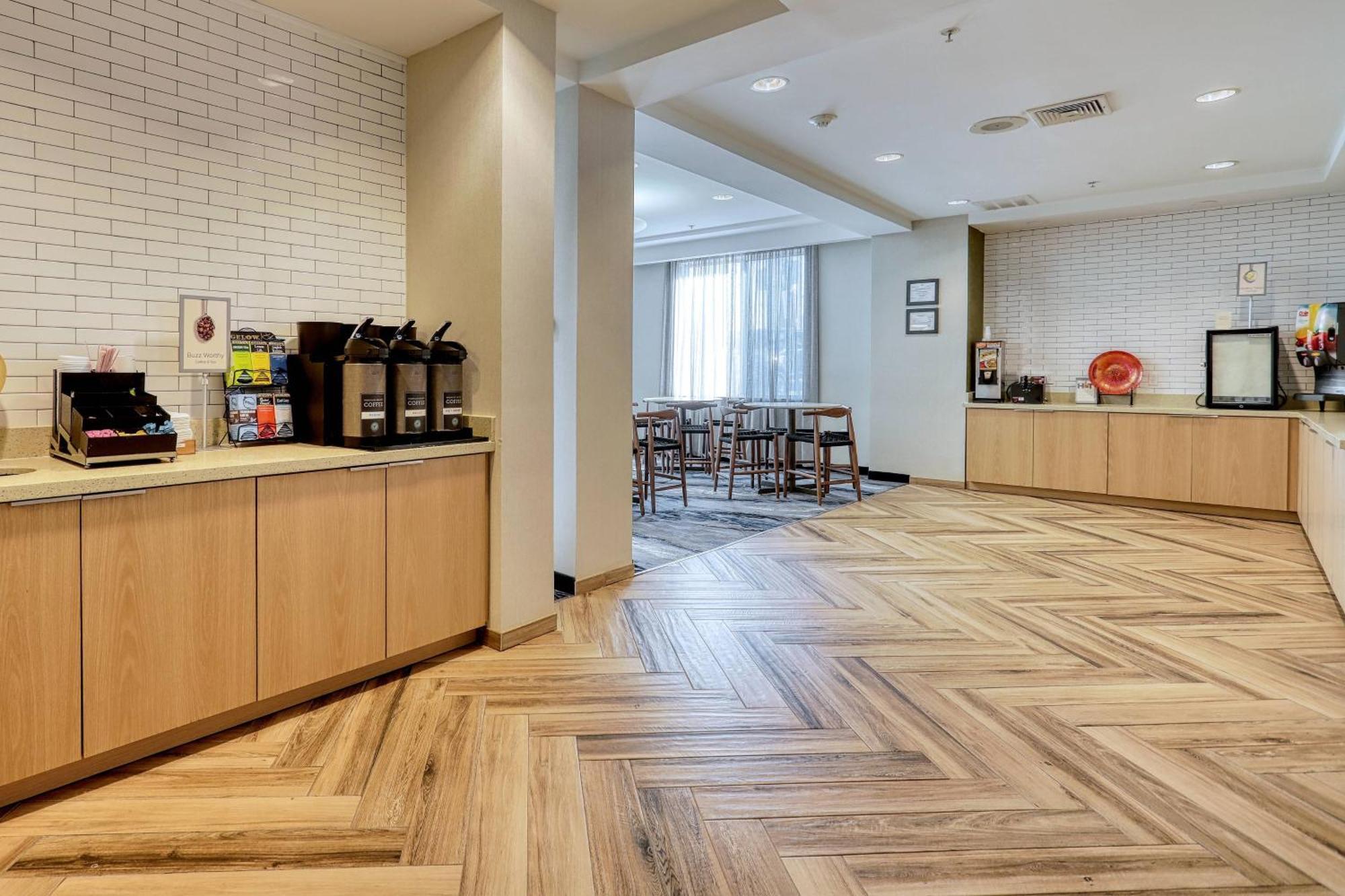 Fairfield Inn & Suites Woodbridge Avenel Esterno foto