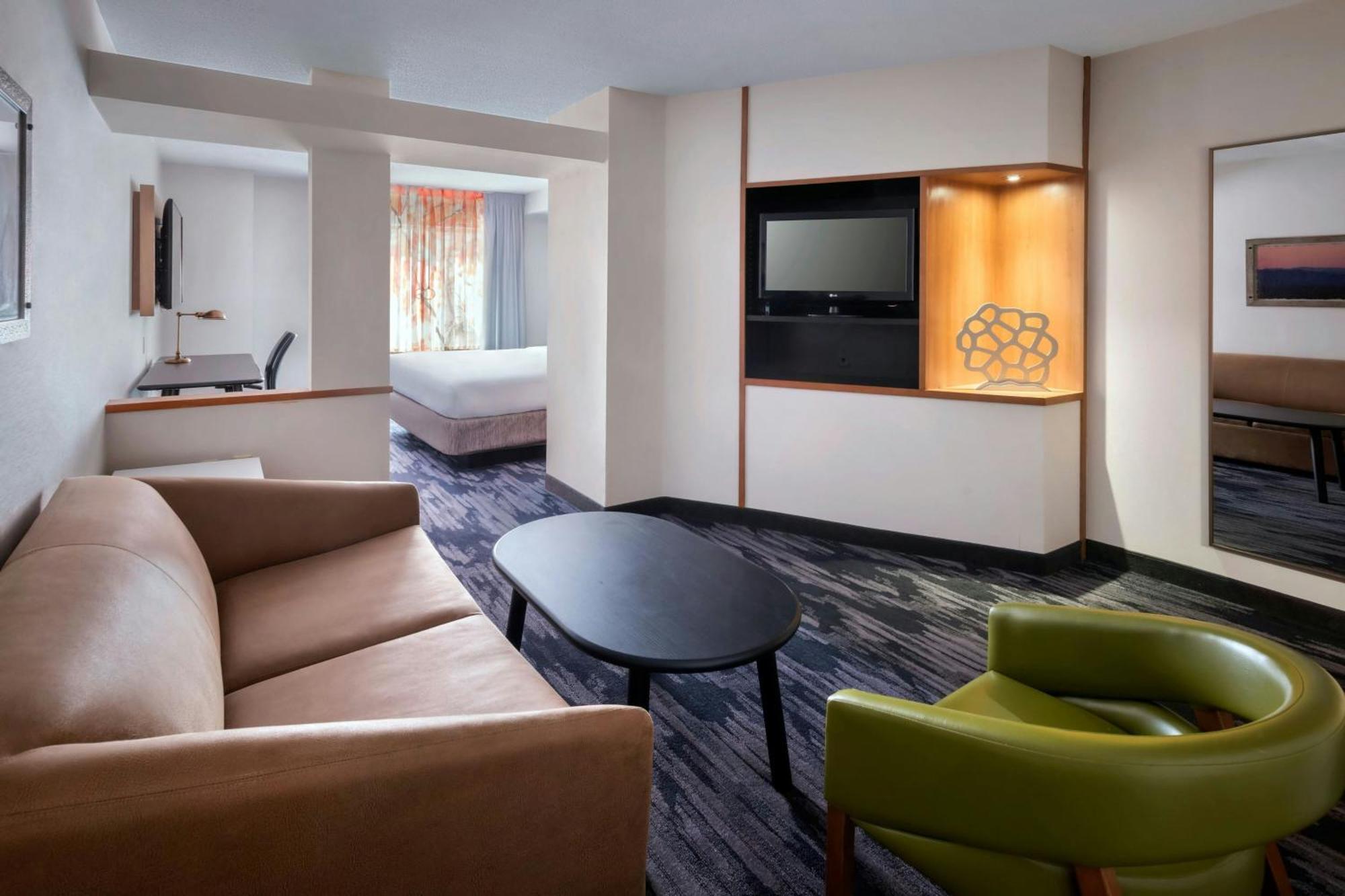 Fairfield Inn & Suites Woodbridge Avenel Esterno foto