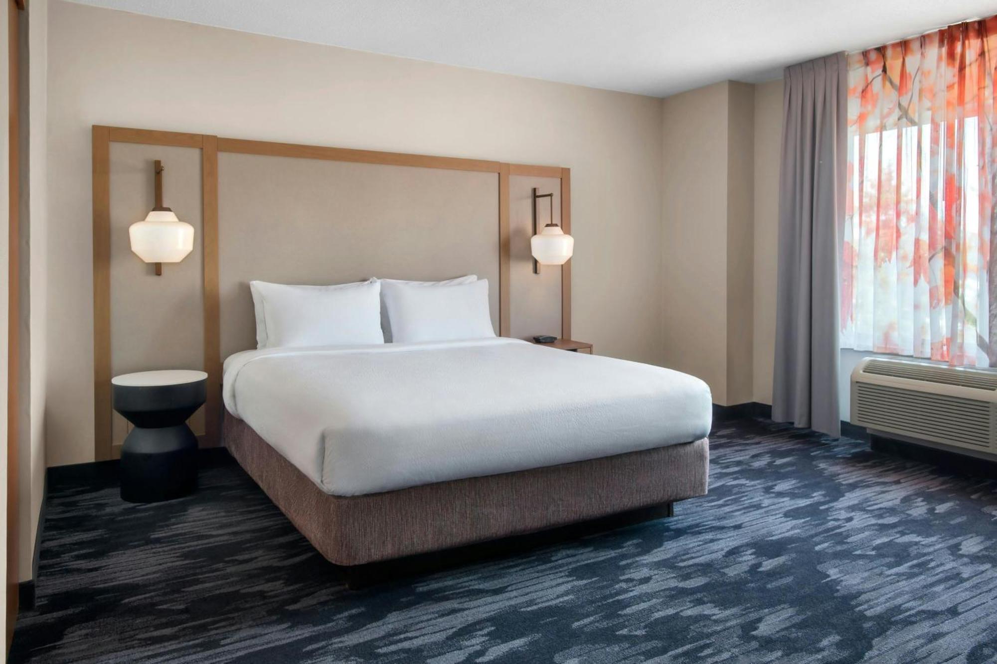 Fairfield Inn & Suites Woodbridge Avenel Esterno foto
