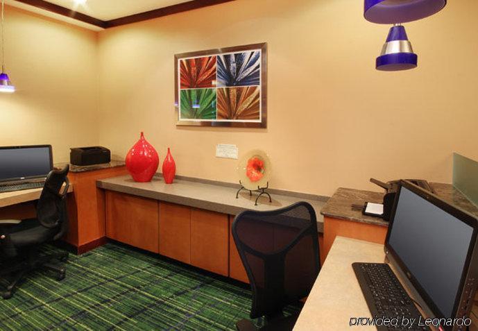 Fairfield Inn & Suites Woodbridge Avenel Servizi foto